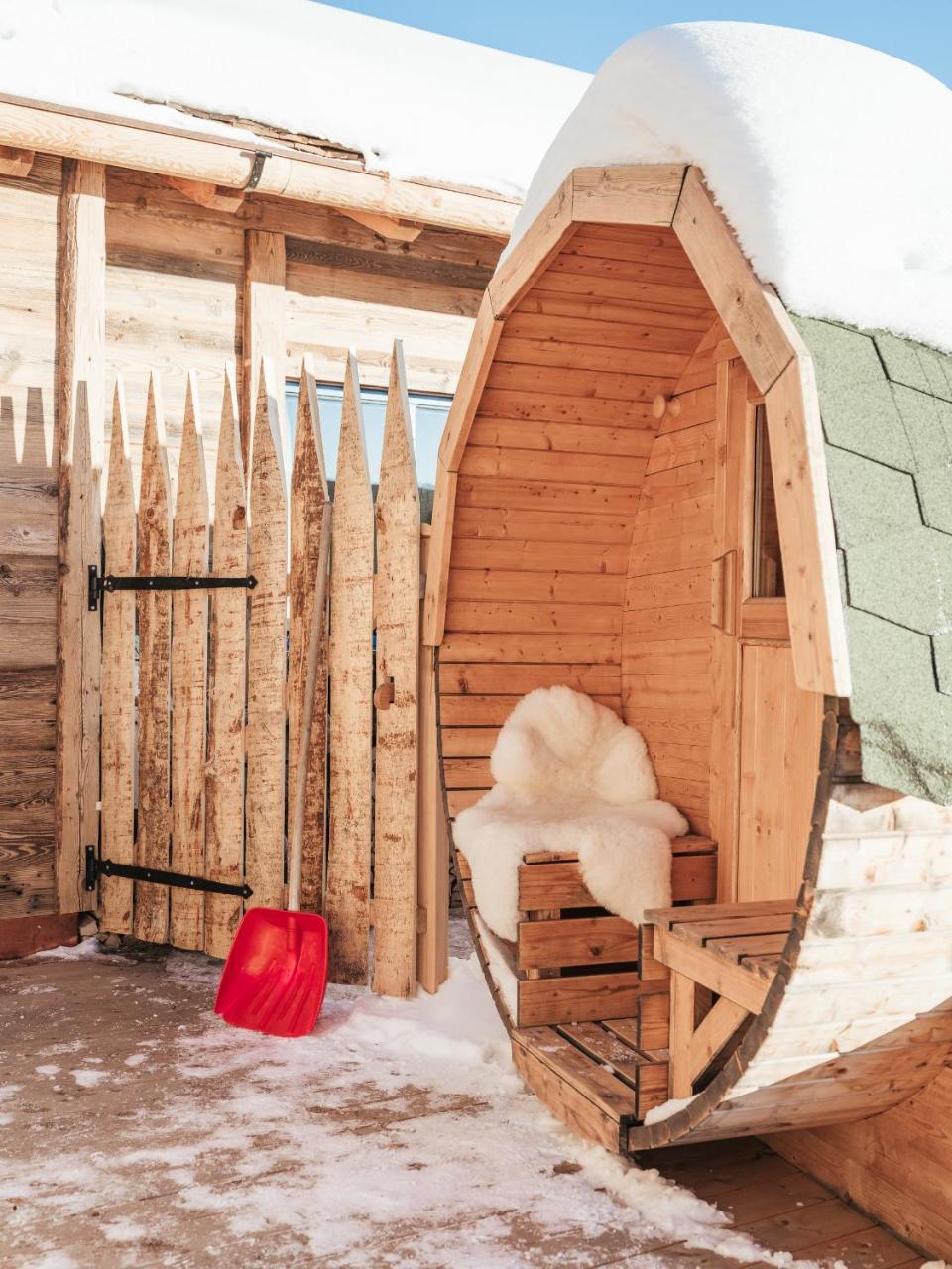 Hotel Rifugio Graziani Huette San Vigilio Di Marebbe Exteriér fotografie