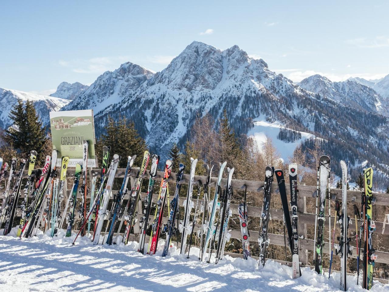 Hotel Rifugio Graziani Huette San Vigilio Di Marebbe Exteriér fotografie